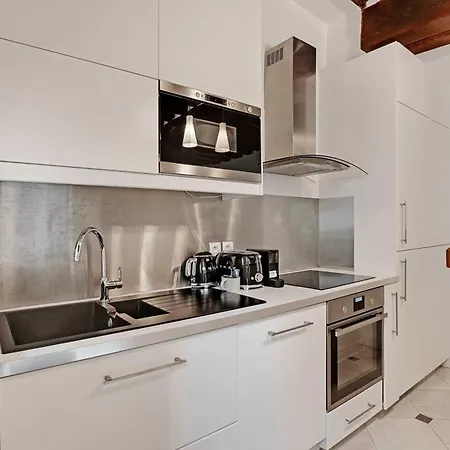 Elegant 2bdr 6p In The Heart Of The 5th Arrondissementt * Paris